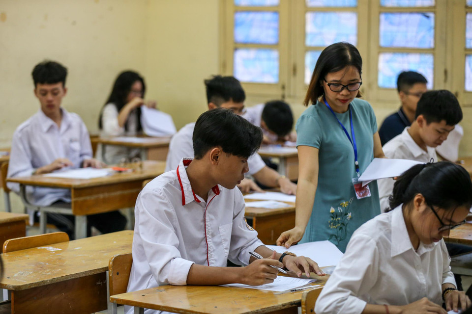 Tổng chỉ tiêu vào lớp 10 các trường Trung học Phổ thông công lập không chuyên của Hà Nội là 63.090 chỉ tiêu. Số thí sinh đăng ký dự thi là 85.873. Ảnh: PV/Vietnam+)