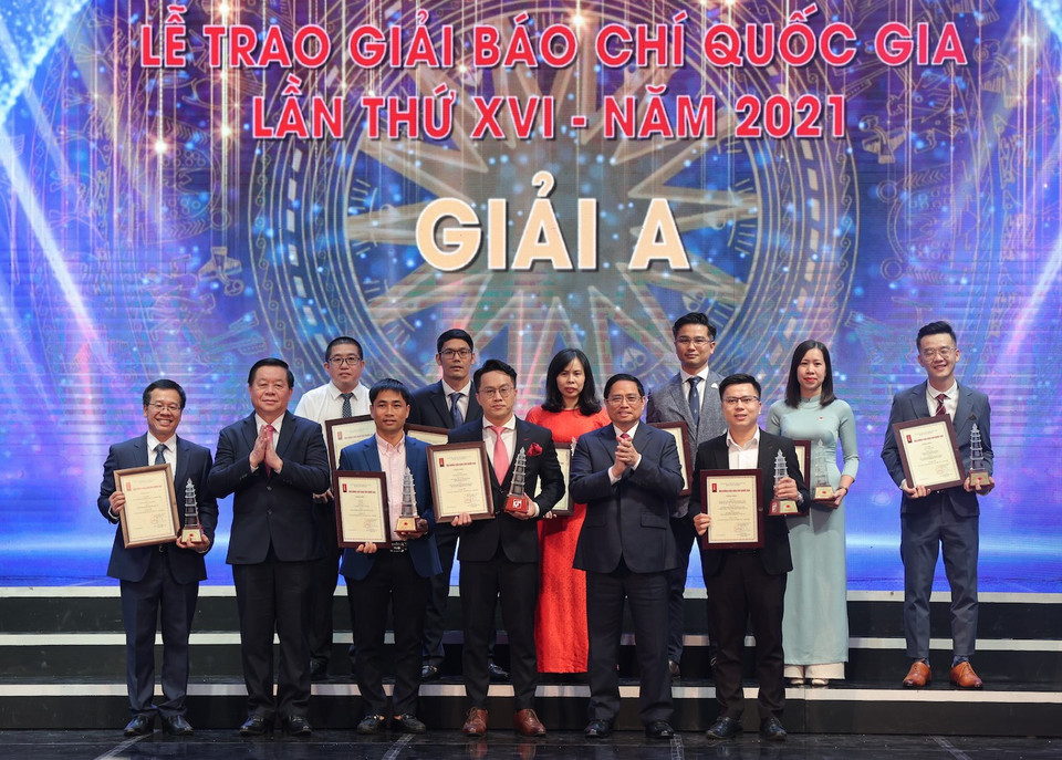 Năm nay là năm thứ 16 Giải báo chí quốc gia được tổ chức theo các Quyết định của Thủ tướng Chính phủ phê duyệt Đề án Giải báo chí quốc gia và Đề án Nâng cao chất lượng Giải báo chí quốc gia. (Ảnh: Hoài Nam/Vietnam+)