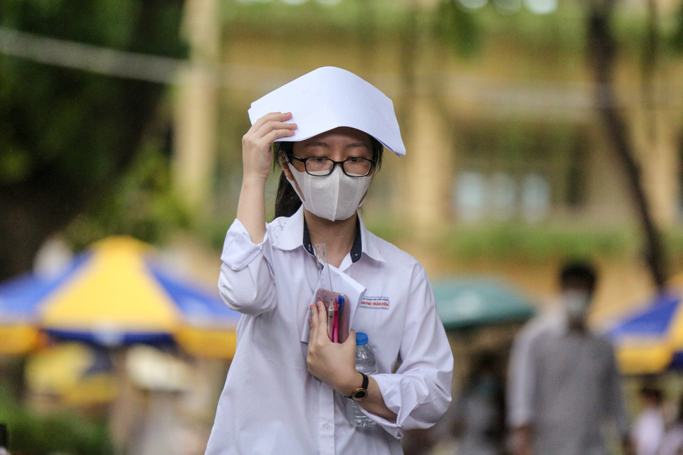 Các thí sinh đều hoàn thành môn thi Toán trước giờ quy định. (Ảnh: Minh Sơn/Vietnam+)