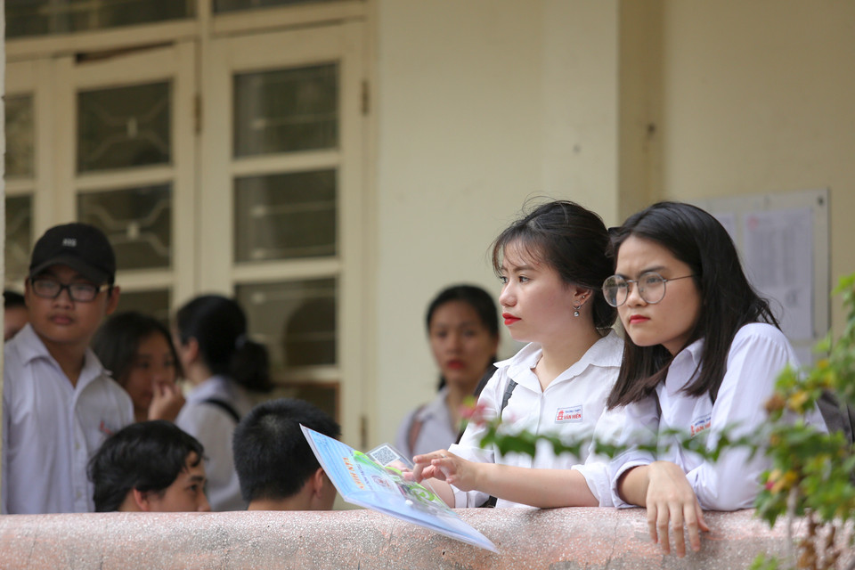 Số lượng thí sinh đăng ký dự kỳ thi Trung học phổ thông quốc gia 2018 tăng mạnh, nhiều hơn số lượng thí sinh đăng ký dự thi năm 2017 là gần 60.000 thí sinh. (Ảnh: Minh Sơn/Vietnam+)