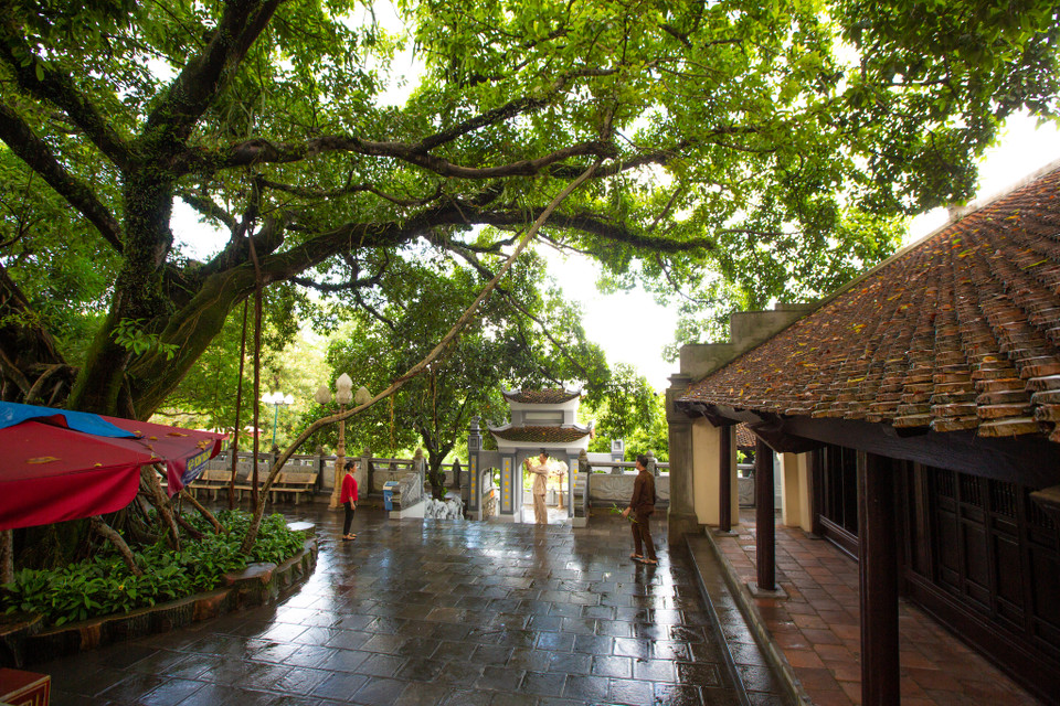 Khu vực Đền Thượng xây hình chữ Công với ba gian bái đường. (Ảnh: Minh Sơn/Vietnam+)