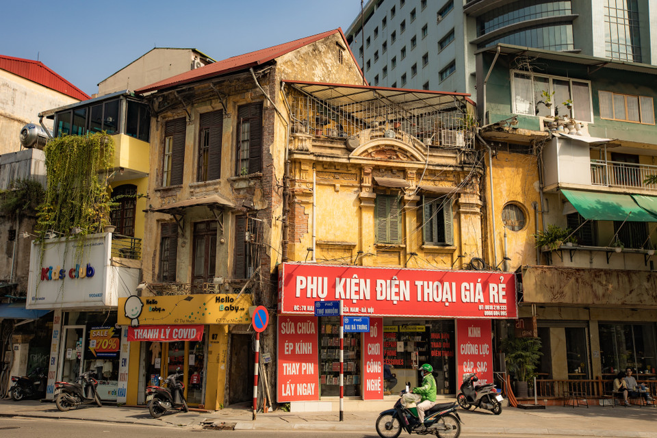 Những góc phố cũ, lưu giữ nét hoài cổ trường tồn theo năm tháng. (Ảnh: Minh Sơn/Vietnam+)