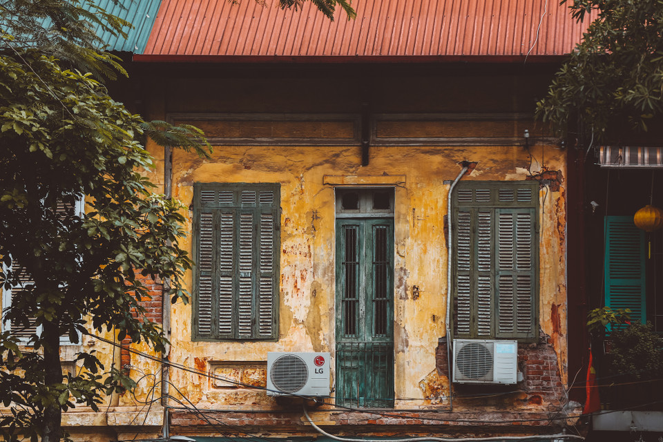 Nét cổ kính, trầm mặc của Hà Nội trở thành nguồn cảm hứng sáng tác nghệ thuật cho nhiều nhiếp ảnh gia, họa sĩ, nhạc sĩ. (Ảnh: Minh Sơn/Vietnam+)