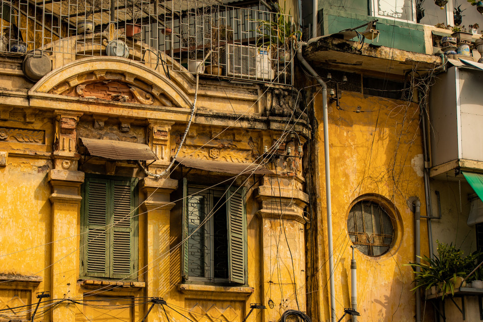 Dù thành phố có nhộn nhịp và tấp nập, xô bồ, mỗi lần đi qua đây ngước lên nhìn người ta vẫn thấy yên bình đến lạ. (Ảnh: Minh Sơn/Vietnam+)