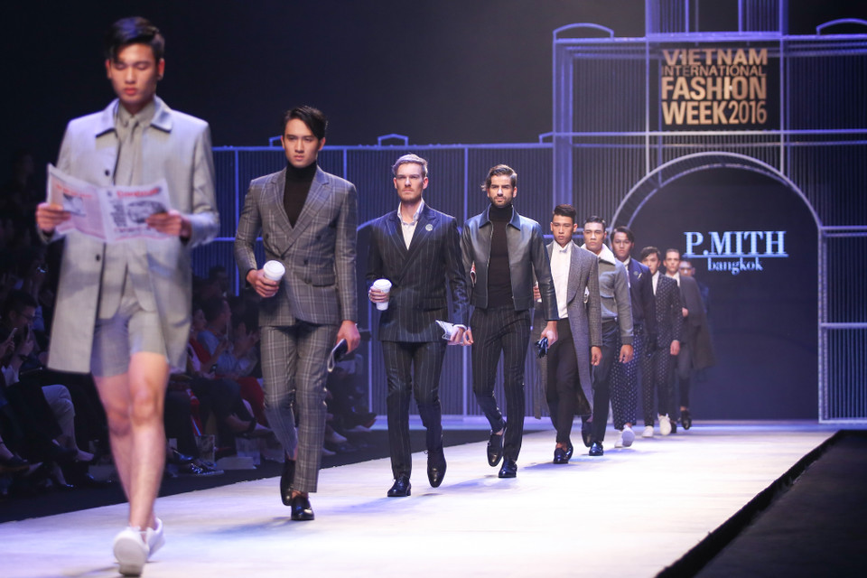 Một bộ sưu tập của các nhà thiết kế Thái Lan. (Ảnh: Minh Sơn/Vietnam+)