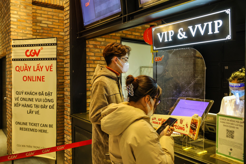 Toàn bộ 10 phòng chiếu với 1.924 ghế ngồi tại đây đều đã được khử khuẩn, đảm bảo an toàn đồng thời sẵn sàng đón khách. (Ảnh: Minh Sơn/Vietnam+)