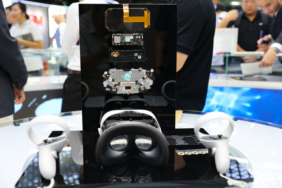 Trung tâm tại Hà Nội là nơi khách hàng có thể khám phá những công nghệ cốt lõi của 3M mang lại. Khách hàng cũng có thể tìm hiểu về các công nghệ và giải pháp của 3M trong các ngành công nghiệp chủ chốt như điện tử, xây dựng, ôtô và bán lẻ. (Ảnh: Minh Sơn/Vietnam+)