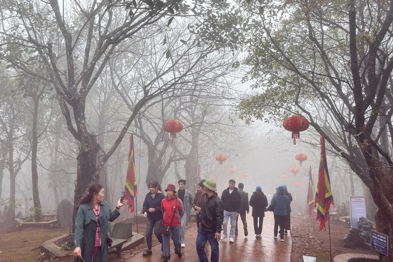 Dự báo đêm 17/11, khu vực đồng bằng Bắc Bộ và Bắc Trung Bộ trời chuyển rét, vùng núi và trung du Bắc Bộ trời rét đậm. (Ảnh minh họa. Nguồn ảnh: TTXVN)