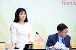 Phó Chủ nhiệm Ủy ban Công tác đại biểu Tạ Thị Yên trả lời câu hỏi của phóng viên các cơ quan thông tấn, báo chí. (Ảnh: Tuấn Anh/TTXVN)