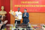 Cầu thủ Cao Pendant Quang Vinh chính thức trở thành công dân Việt Nam