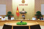 Thủ tướng Phạm Minh Chính chủ trì họp Chính phủ để đánh giá việc vận hành mô hình chính quyền địa phương 2 cấp.(Ảnh: Dương Giang/TTXVN)