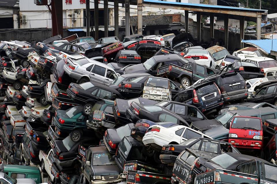 Tuy nhiên, đây lại là bãi phế liệu của thành phố Thái Châu, Chiết Giang, Trung Quốc. (Nguồn: CCTVNews)