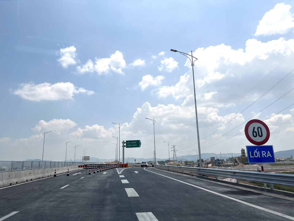 Cao tốc quốc lộ 45 - Nghi Sơn và điểm cuối tại xã Diễn Tháp (Diễn Châu, Nghệ An). (Ảnh: Trần Hương Sơn/Vietnam+)