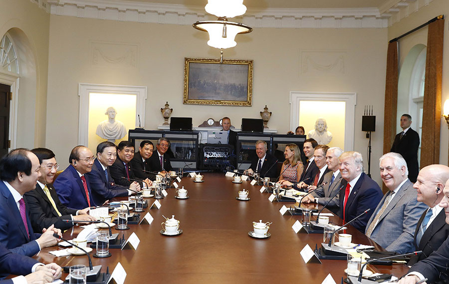 Thủ tướng Nguyễn Xuân Phúc hội đàm với Tổng thống Hợp chúng quốc Hoa Kỳ Donald Trump. (Ảnh: Thống Nhất/TTXVN)