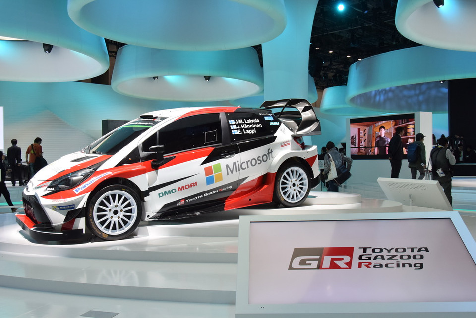 Mẫu xe đua của Toyota. (Ảnh: Cẩm Tuyến/Vietnam+)