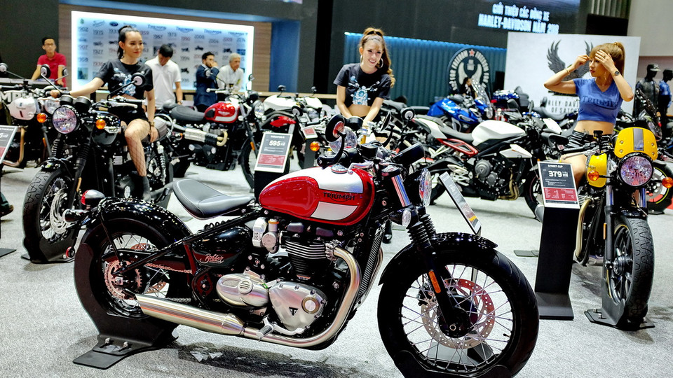 Không chỉ giới thiệu các mẫu ôtô mới, tại VIMS 2017 còn có sự xuất hiện của các mẫu môtô phân khối lớn cao cấp. (Ảnh: Thế Anh/Vietnam+)