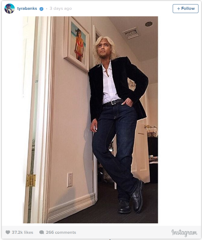 Hình ảnh tỷ phú Richard Branson cao lớn và quyền lực không phải là thử thách quá khó với người giàu kinh nghiệm như siêu mẫu Tyra Banks.