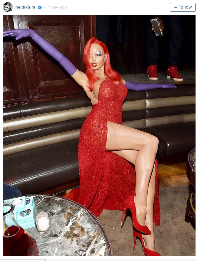 Được mệnh danh là 'nữ hoàng của mùa Halloween,' siêu mẫu Heidi Klum chưa bao giờ khiến người khác thất vọng với sự sáng tạo của mình. Năm nay cô đã hóa thân thành Jessica Rabbit - một nhân vật hoạt hình của Disney.