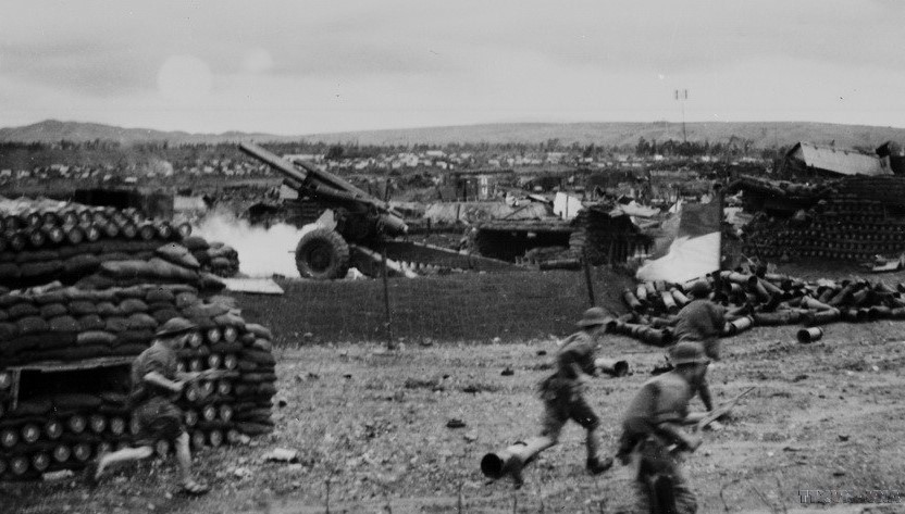 Quân giải phóng đánh chiếm căn cứ Mai Lộc, tháng 4/1972. (Ảnh: Dương Đình Giác/TTXVN)