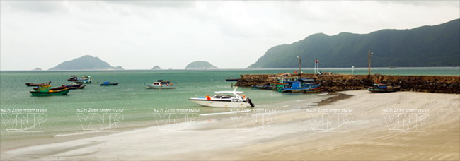 Di tích lịch sử Cầu Tàu 914, nơi ghi dấu bước chân lưu đày của hàng chục nghìn tù chính trị ở Côn Đảo. (Ảnh: Lê Minh)