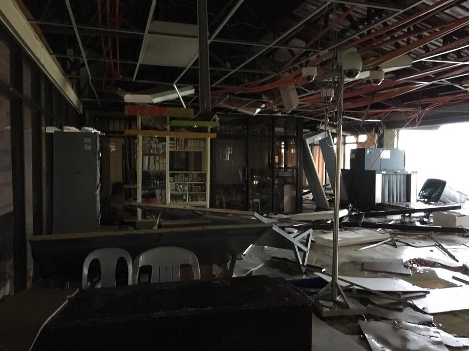 Nhà ga sân bay Tuguegrao bị bão phá nát. (Nguồn: philstar.com)