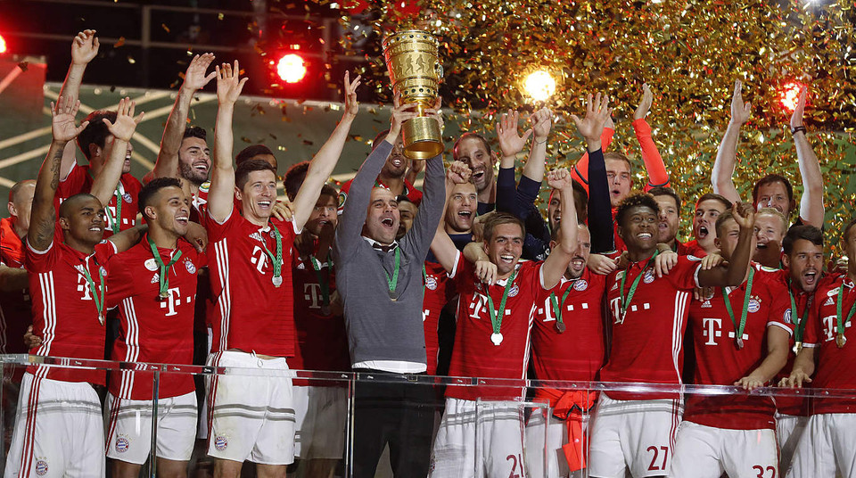 Bayern Munich đã bước lên ngôi vô địch Cúp Quốc gia Đức mùa giải 2015-16 sau khi có chiến thắng kịch tính trước Dortmund trên chấm sút phạt luân lưu 11m ở trận chung kết. (Nguồn: dfb.de)
