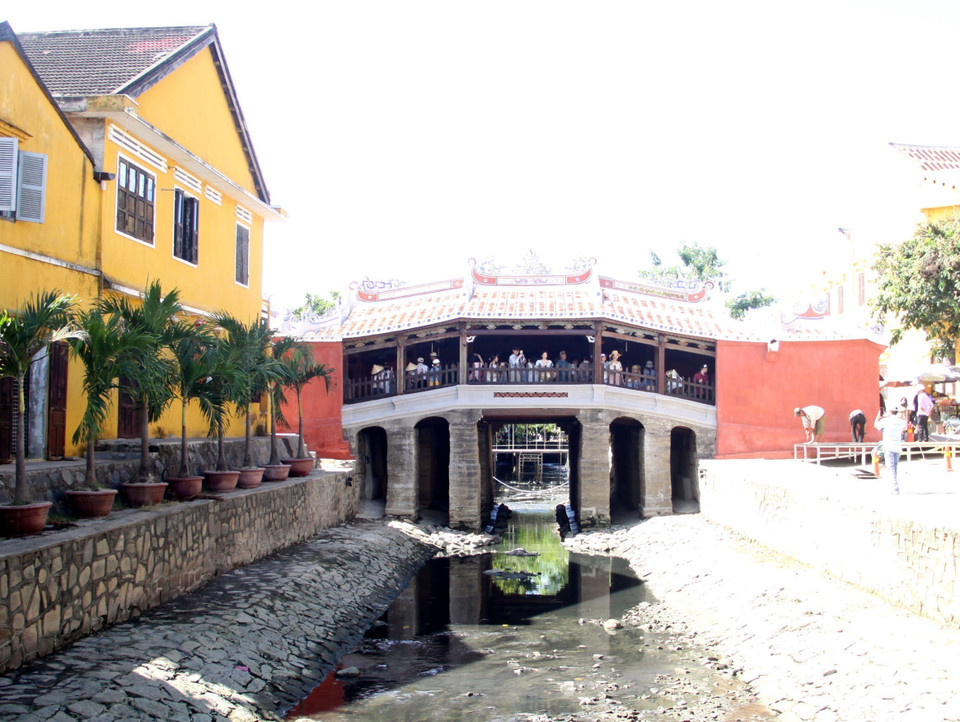 Di tích lịch sử nổi tiếng Chùa Cầu, Hội An đã sẵn sàng phục vụ người dân và du khách tham quan. (Ảnh: Trịnh Bang Nhiệm/TTXVN)