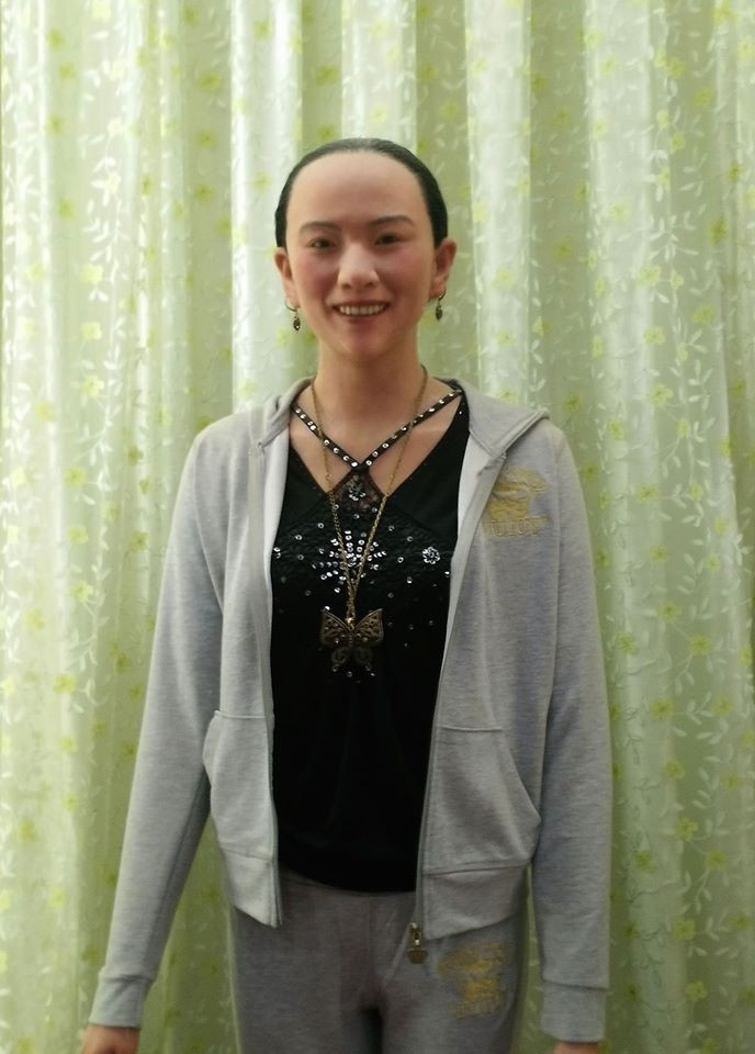 Tượng sáp ngôi sao điện ảnh Chương Tử Di trong giống một phụ nữ quê mùa. Tài khoản Qingjiaowoyuezhuer trên weibo chia sẻ: 'Tôi không dám nhìn chúng.' (Nguồn: CCTVNews)