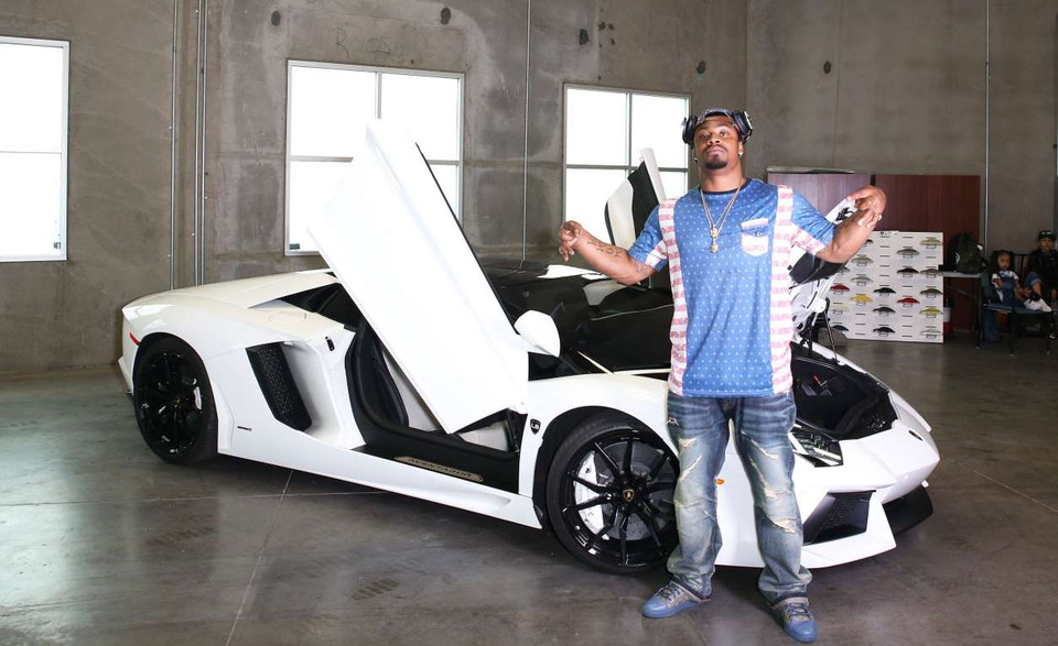Lamborghini Aventador roadster của Marshawn Lynch. (Nguồn: Rex)