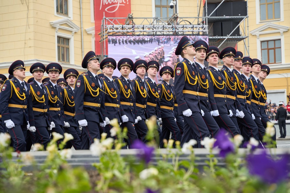 Binh sỹ duyệt binh kỷ niệm Ngày Chiến thắng ở Vladivostok (Liên bang Nga), ngày 9/5/2024. (Ảnh: THX/TTXVN)