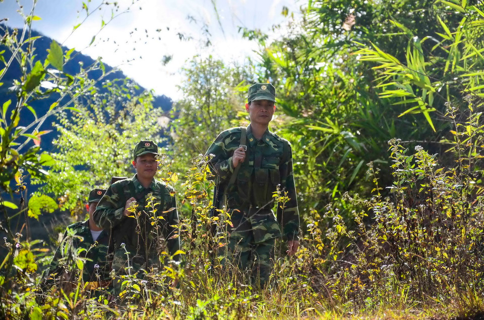 Các chiến sỹ Đồn Biên phòng A Pa Chải (xã Sín Thầu, huyện Mường Nhé, tỉnh Điện Biên) luôn tăng cường công tác tuần tra biên giới, giữ vững chủ quyền, an ninh vùng cực Tây của Tổ quốc. (Ảnh: Xuân Tư/TTXVN)