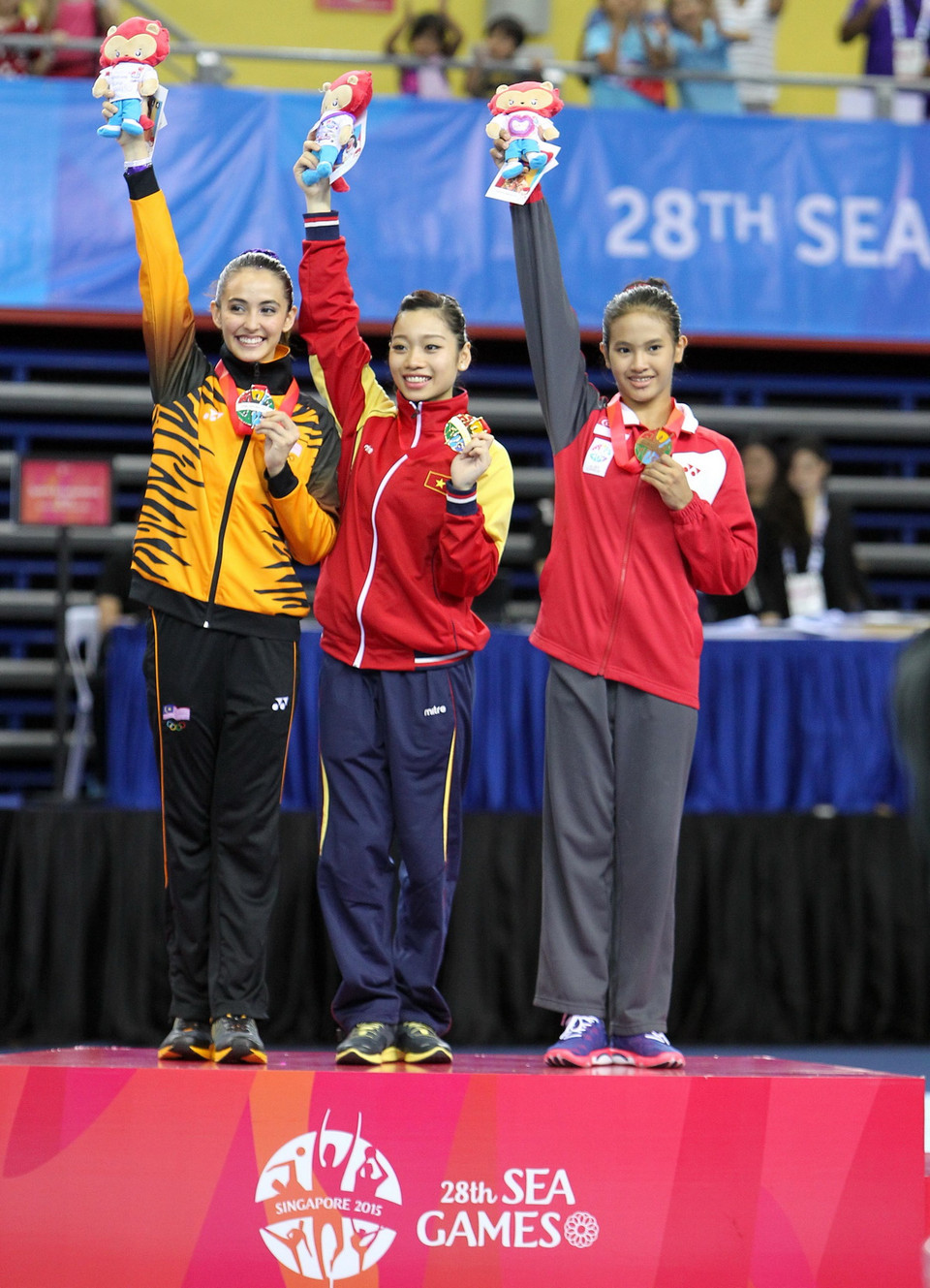  Vận động viên Phan Thị Hà Thanh (Việt Nam) trên bục nhận huy chương vàng. (Ảnh: Quốc Khánh/TTXVN)