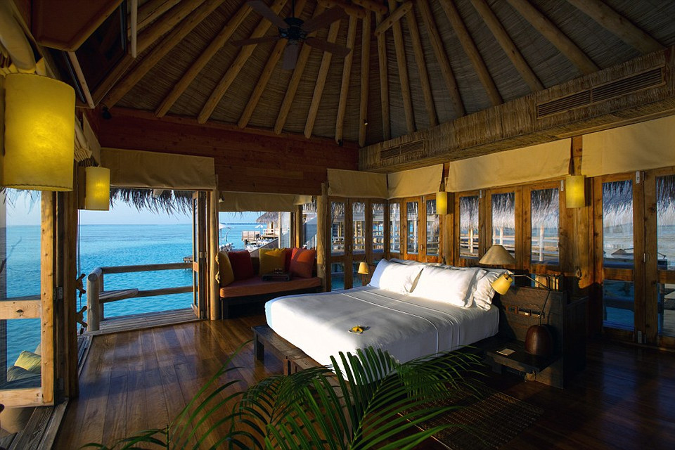 Khách sạn cao cấp Gili Lankanfushi tọa lạc trên một hòn đảo nhỏ giữa đầm, xung quanh là các rặng san hô, chỉ cách sân bay quốc tế ở Malé 20 phút đi thuyền. (Nguồn: Dailymail)