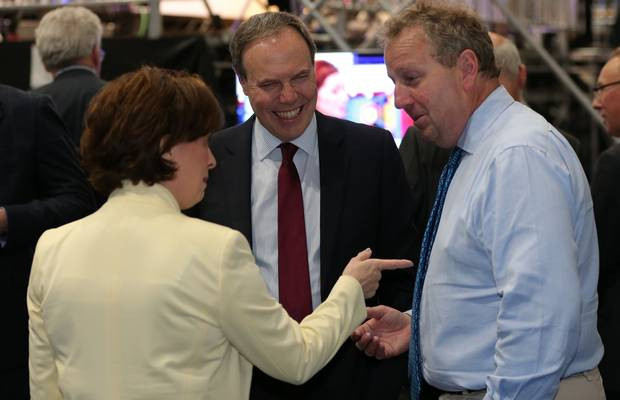 Công việc kiểm phiếu ở Trung tâm triển lãm Titanic. (Nguồn: belfasttelegraph.co.uk)