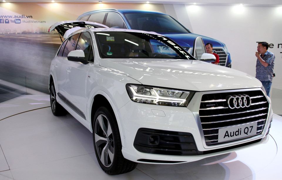 Một bất ngờ từ Audi dành cho khách tham dự triển lãm là mẫu Audi Q7 hoàn toàn mới- huyền thoại quattro. (Ảnh: Doãn Đức/Vietnam+)