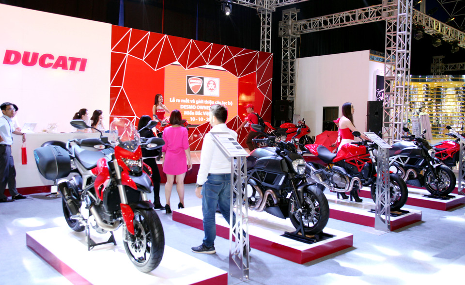 Sự góp mặt của hãng motor lớn Ducati hứa hẹn sẽ thu hút tín đồ hai bánh và là điểm nhấn độc đáo chỉ có tại triển lãm này. (Ảnh: Doãn Đức/Vietnam+)