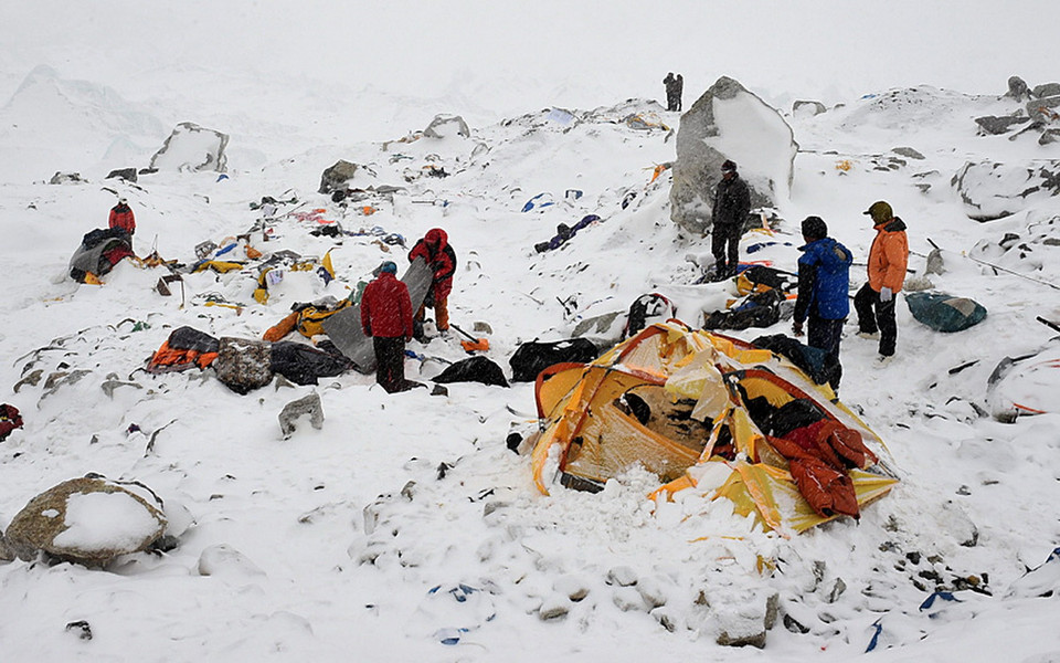 George Foulsham, một nhân chứng sống sót sau vụ thảm họa cho biết, ông gần như đã bị trận động đất đánh gục, đôi lúc không thể thở được. Tuy nhiên rất may mắn là ông vẫn hoàn toàn lành lặn sau trận động đất này. (Ảnh: Roberto Schmidt/AFP)