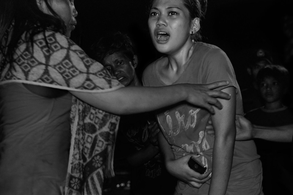 Người vợ đang mang bầu của một nạn nhân ở Navotas. (Nguồn: Time)