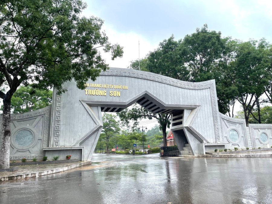 Nghĩa trang Liệt sỹ Quốc gia Trường Sơn được đặt tại đồi Bến Tắt thuộc xã Vĩnh Trường, huyện Giờ Linh (tỉnh Quảng Trị). (Ảnh: Thanh Thủy/TTXVN)