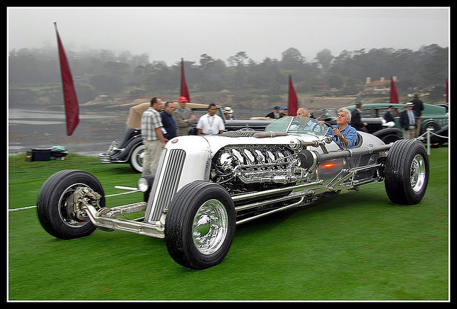 Blastolene Special của Jay Leno, một người dẫn chương trình truyền hình nổi tiếng. Xe được trang bị động cơ Continental AV 1790 của xe tăng với công suất 810 mã lực. (Nguồn: flickr/ Steve Corey)