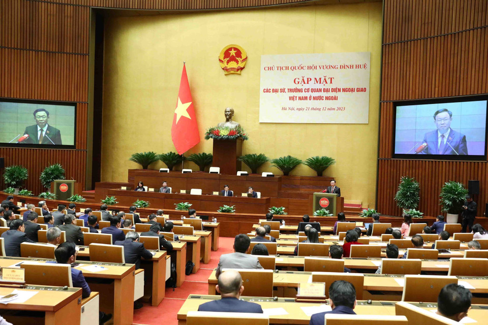 Chủ tịch Quốc hội Vương Đình Huệ phát biểu. (Ảnh: Minh Đức/TTXVN)