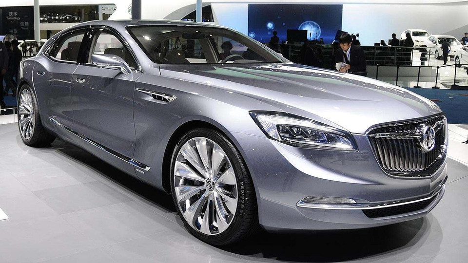 Xe được trang bị động cơ V6 phun xăng trực tiếp (có khả năng là động cơ 3,6 lít twin-turbo V6 của GM), xilanh chủ động (Cylinder Deactivation), kết hợp với hộp số tự động 9 tốc độ, dẫn động bốn bánh. (Nguồn: Motor Research)