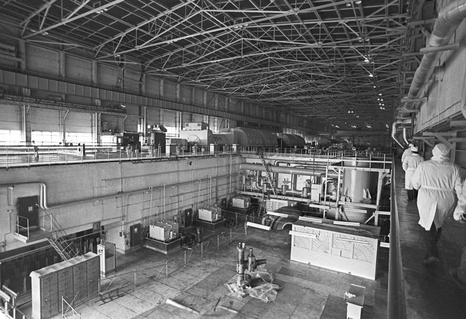 Phòng máy tuốcbin dùng cho giai đoạn phát điện thứ nhất và thứ hai của Nhà máy Phát điện Chernobyl. (Nguồn: Sputnik)