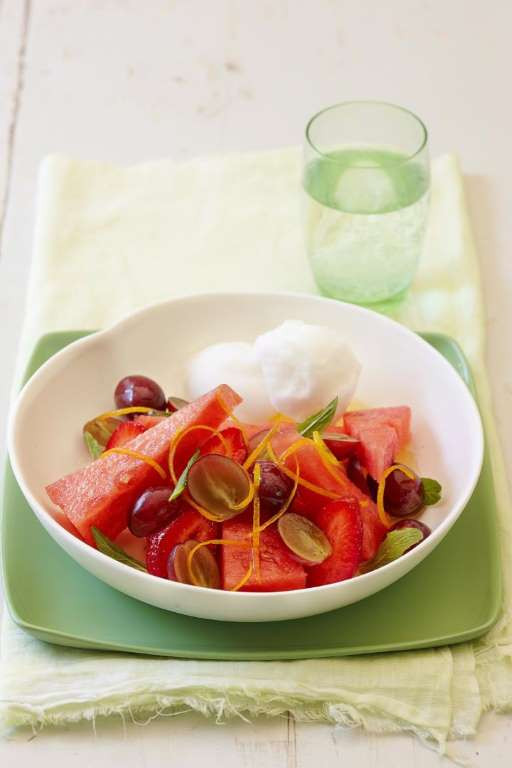 Salad hoa quả tươi. (Nguồn: take5)