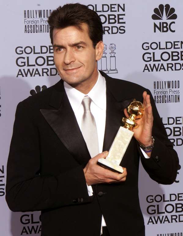 Sheen nhận giải thưởng Quả cầu Vàng vì diễn xuất ấn tượng trong phim 'Spin City.' (Nguồn: Reuters)