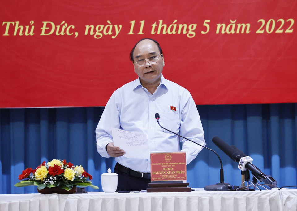 Chủ tịch nước Nguyễn Xuân Phúc phát biểu tại buổi tiếp xúc cử tri. (Ảnh: Thống Nhất/TTXVN)