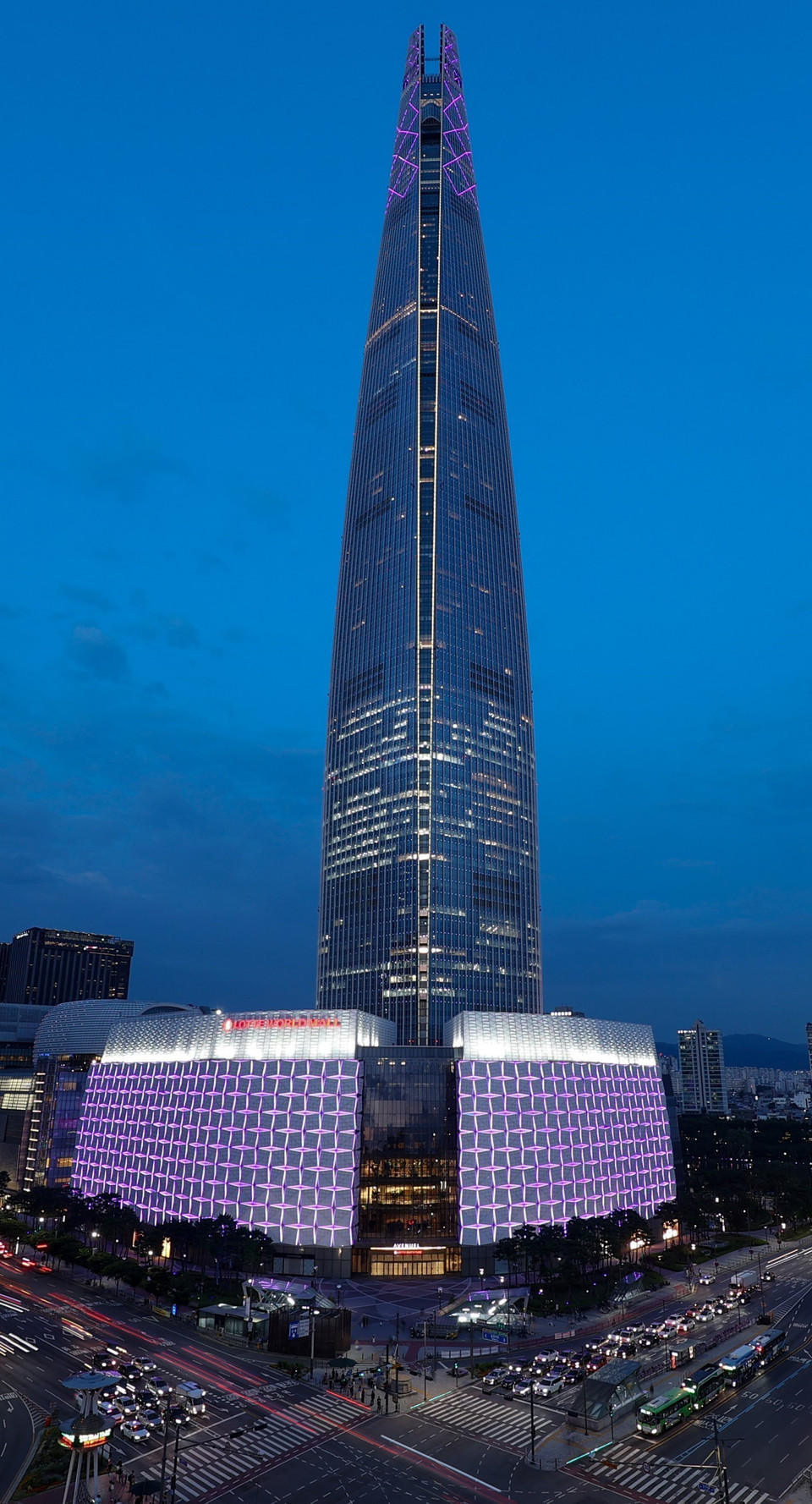 Seoul được "nhuộm tím." (Ảnh: Yonhap/TTXVN)