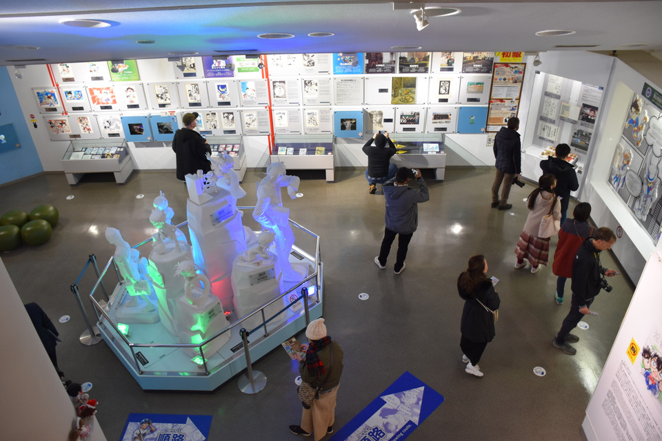 Bảo tàng Gosho Aoyama Manga Factory có rất nhiều thông tin và hướng dẫn có sẵn bằng nhiều ngôn ngữ. (Ảnh: Vietnam+)