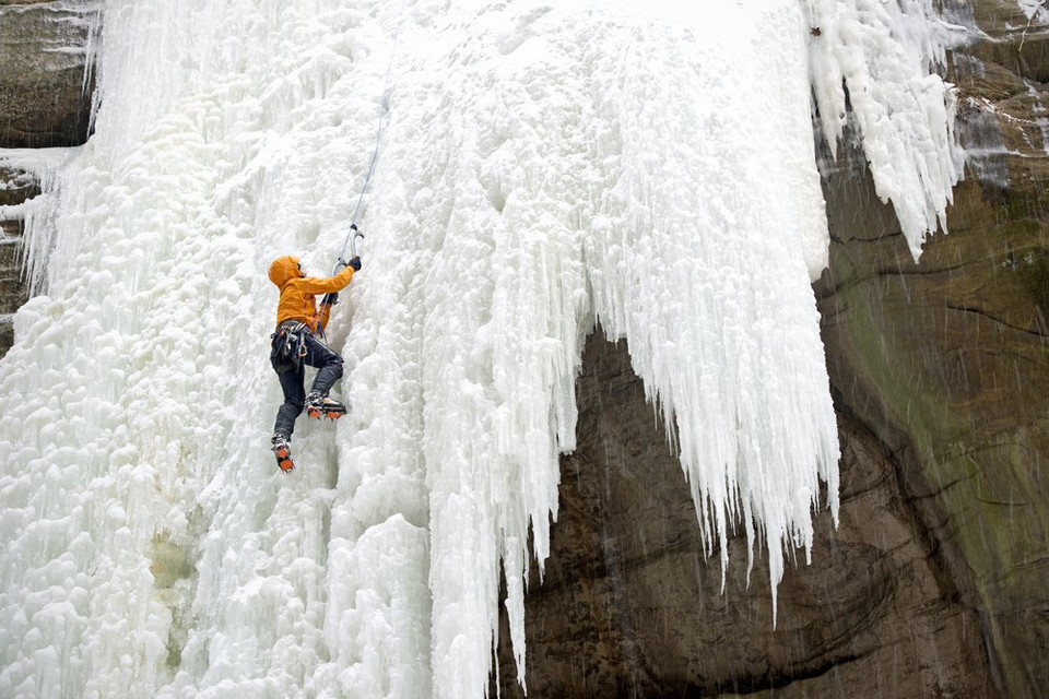 Thác băng ở Illinois. (Nguồn: businessinsider)