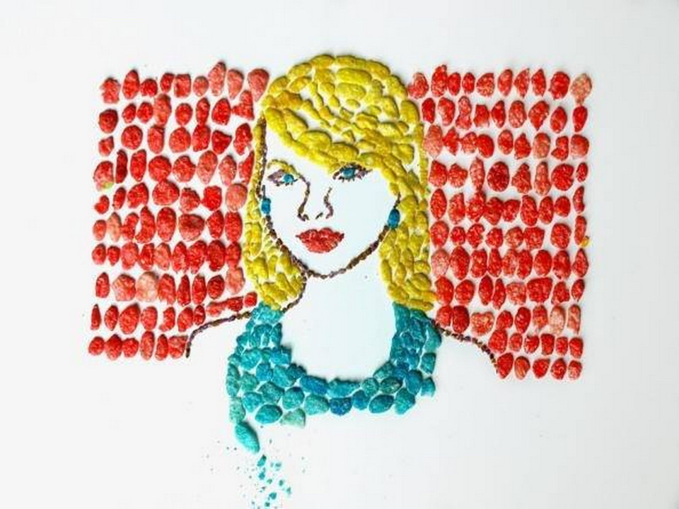 Chia sẻ trong cuộc phỏng vấn cô cho biết, cảm hứng đã đến với cô khi lắng nghe những bản nhạc R&amp;B cũ kỹ trong lúc dùng bữa sáng, đặc biệt là lời ca music has never tasted so good (tạm dịch: âm nhạc chưa bao giờ có hương vị hấp dẫn) đã có tác động mạnh và giúp cô chọn được đề tài chính cho các tác phẩm của mình. (Nguồn: cctvnews)